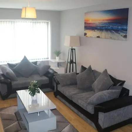 Coleridge House Private Parking Netflix Villa Swindon Exterior photo